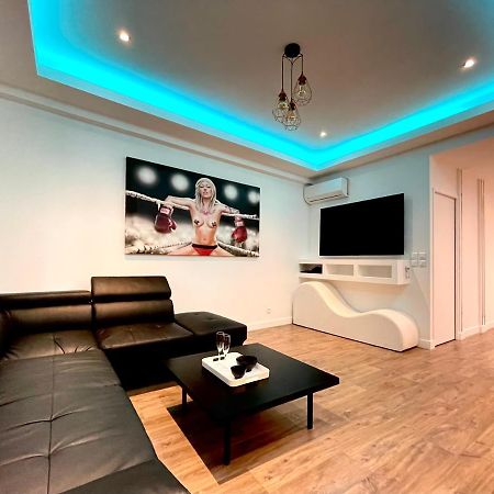 Loft Romantique Spa Apartment นีซ ภายนอก รูปภาพ